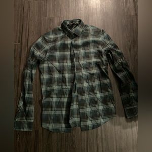 Under armour small shirt